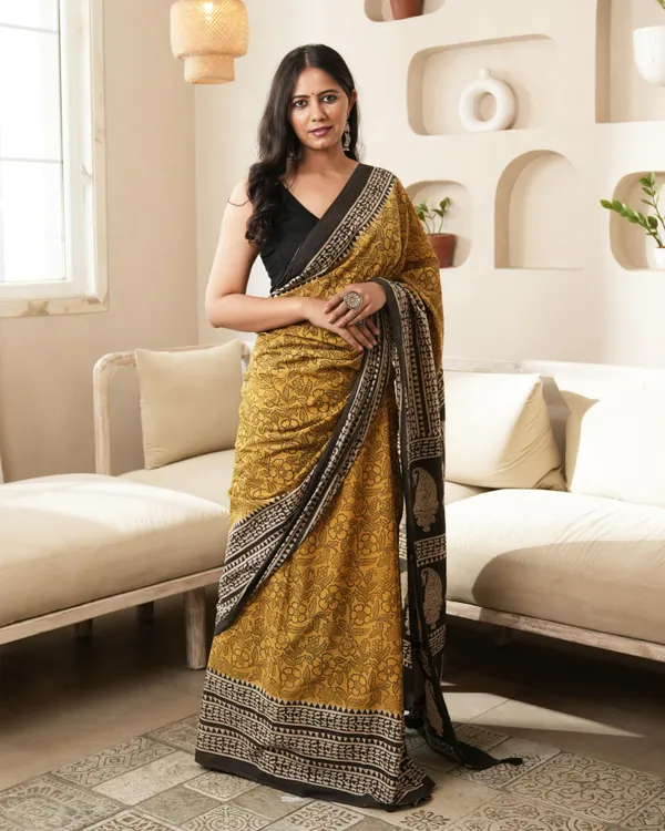 Mustard_Cotton_Paisley_Print_Mulmul_Saree_For_Women